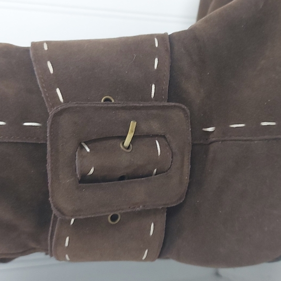 Boots - Picture 2 of 5